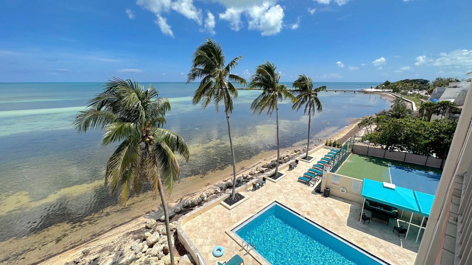 Club Paradise Penthouse 401